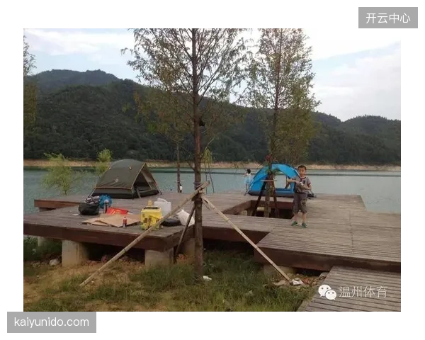 当“体育搭台，地产唱戏”的模式被政策清退，体育小镇的真实造血能力还剩多少？